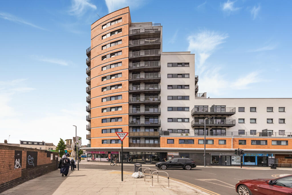 1 bed Apartment for rent in Stratford. From Filtons Stratford Ltd - Stratford