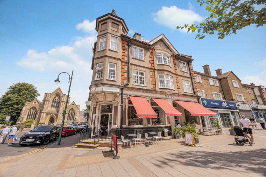 2 bed 1st Floor Flat for rent in Wanstead. From Filtons Stratford Ltd - Stratford