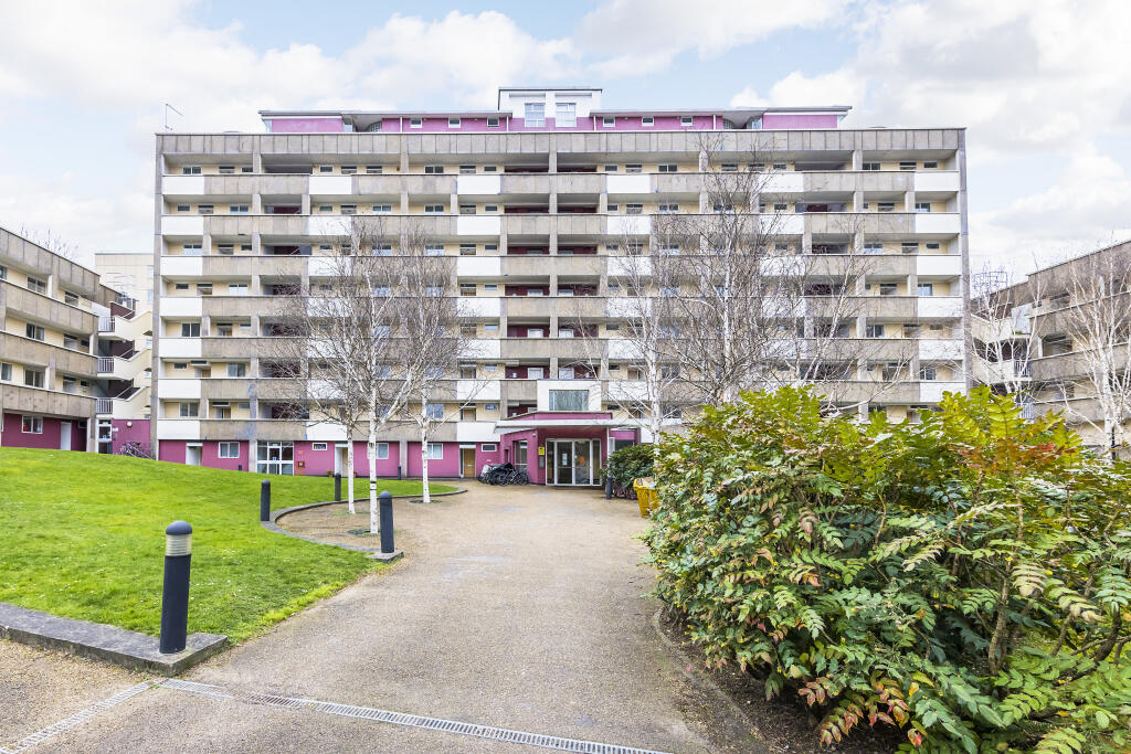 3 bed 1st Floor Flat for rent in Islington. From Filtons Stratford Ltd - Stratford