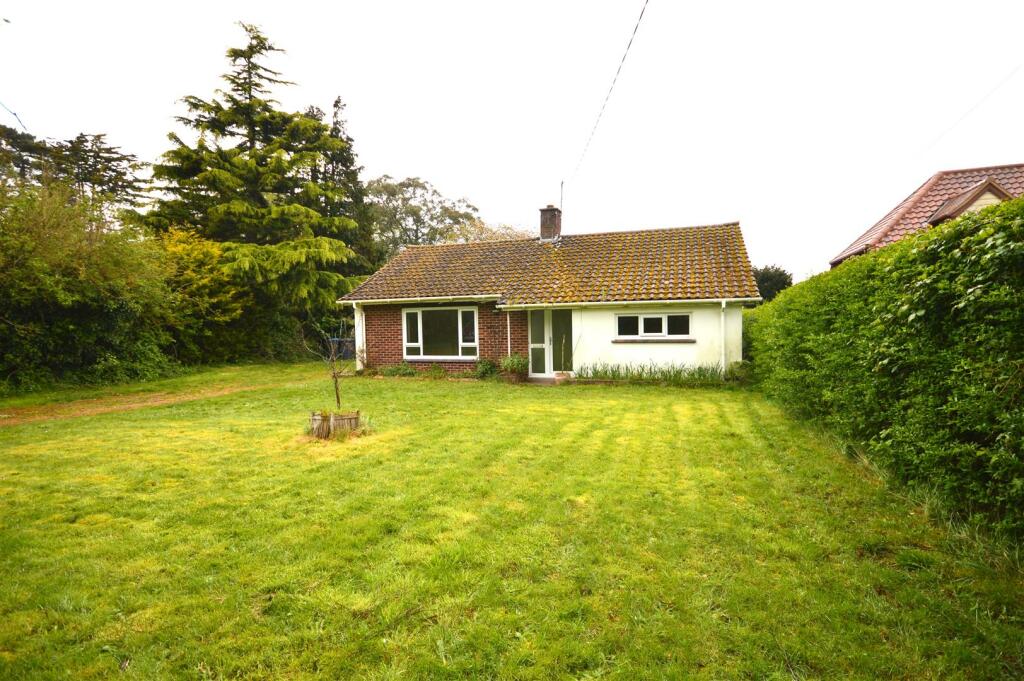 3 bed Detached bungalow for rent in Aldeburgh. From Flick & Son - Leiston