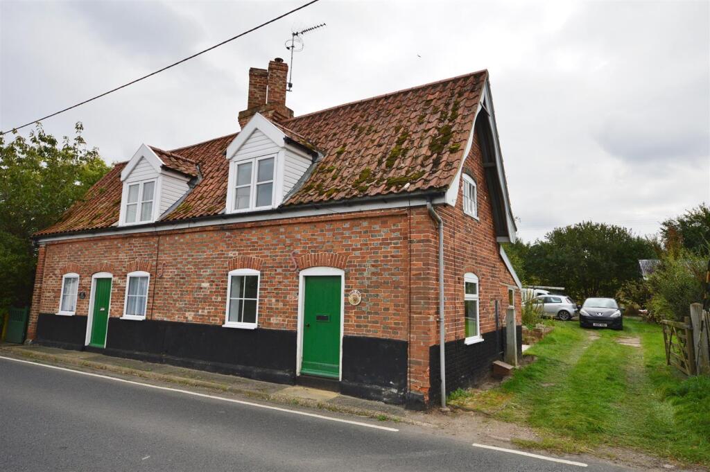 2 bed Semi Detached for rent in Yoxford. From Flick & Son - Saxmundham
