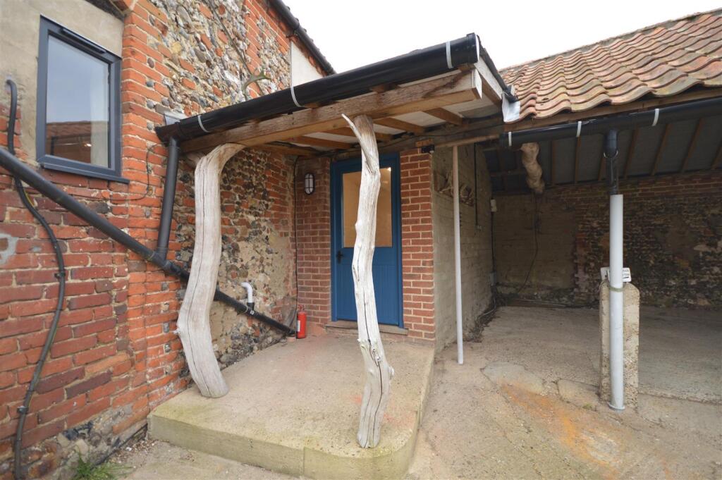 2 bed Cottage for rent in Bramfield. From Flick & Son - Saxmundham