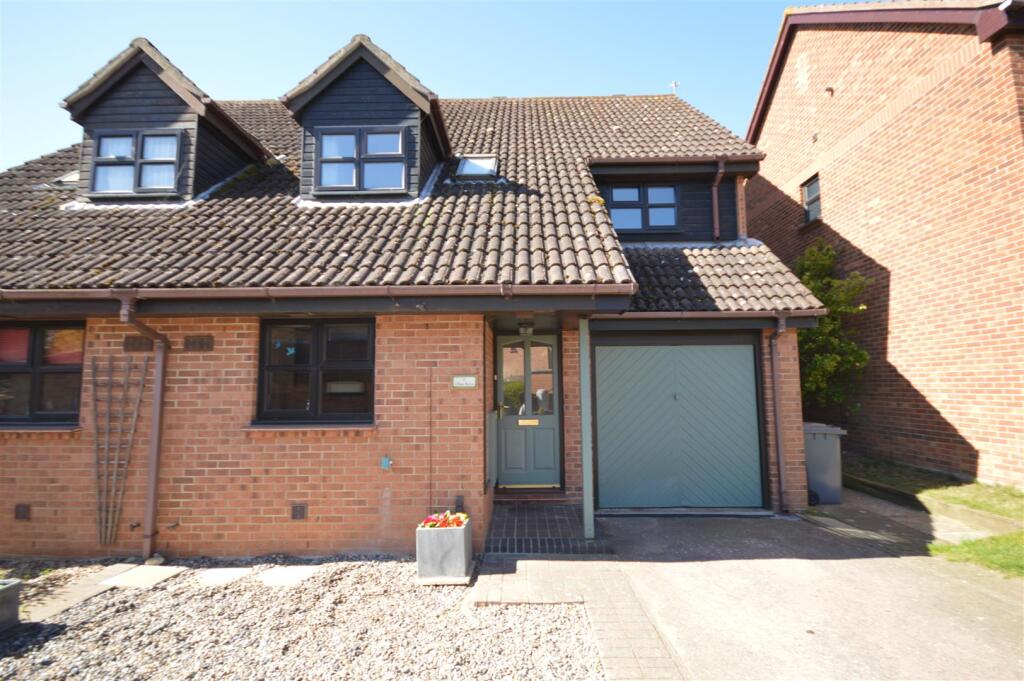 3 bed Semi Detached for rent in Saxmundham. From Flick & Son - Saxmundham