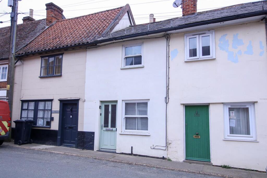 1 bed Cottage for rent in Wickham Market. From Flick & Son - Saxmundham 1 bed Cottage for rent in Wickham Market. From Flick & Son - Saxmundham
