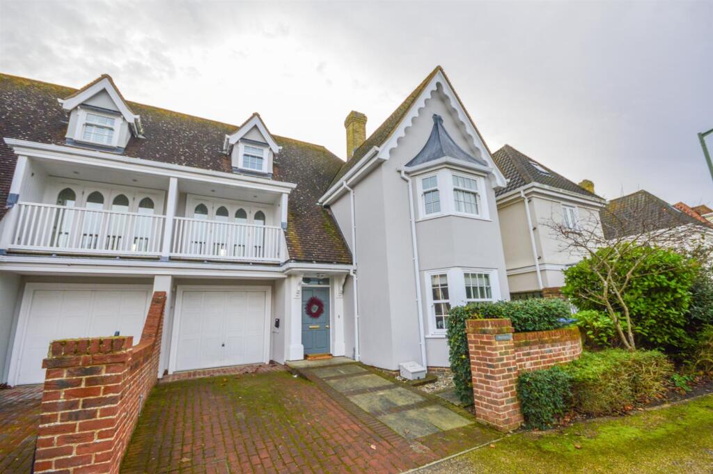 5 bed Semi Detached for rent in Aldeburgh. From Flick & Son - Saxmundham 5 bed Semi Detached for rent in Aldeburgh. From Flick & Son - Saxmundham