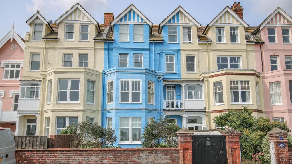 2 bed Apartment for rent in Aldeburgh. From Flick & Son - Saxmundham 2 bed Apartment for rent in Aldeburgh. From Flick & Son - Saxmundham