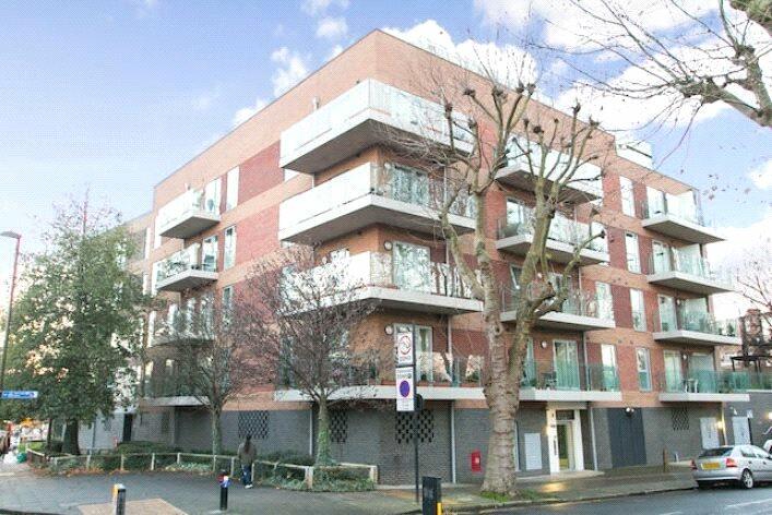 1 bed Flat for rent in Acton. From Fraser & Co - Kew Bridge & Brentford