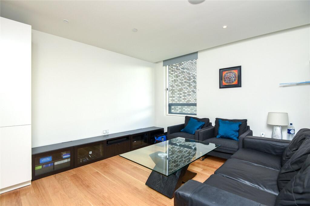 2 bed 1st Floor Flat for rent in Putney. From Fraser & Co - Kew Bridge & Brentford
