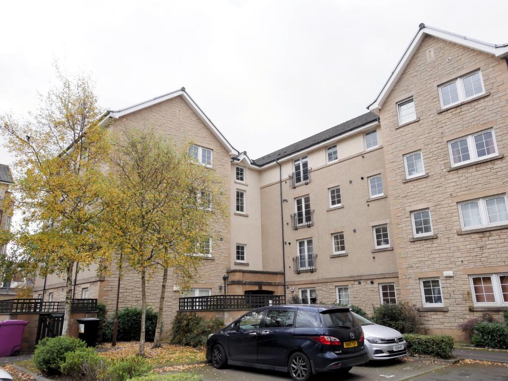 2 bed 1st Floor Flat for rent in Hermiston. From Dove Davies & Partners - Edinburgh 2 bed 1st Floor Flat for rent in Hermiston. From Dove Davies & Partners - Edinburgh