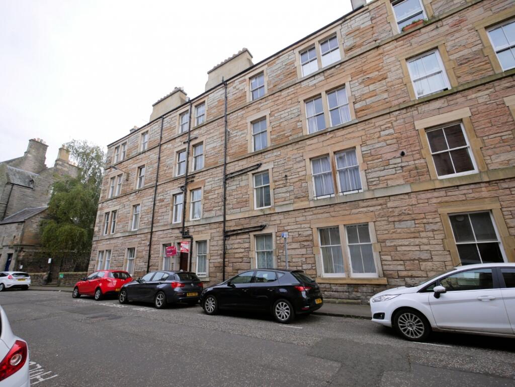 1 bed 1st Floor Flat for rent in Edinburgh. From Dove Davies & Partners - Edinburgh 1 bed 1st Floor Flat for rent in Edinburgh. From Dove Davies & Partners - Edinburgh