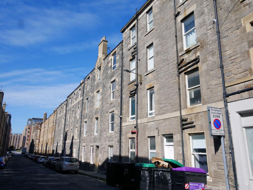 1 bed 1st Floor Flat for rent in Edinburgh. From Dove Davies & Partners - Edinburgh