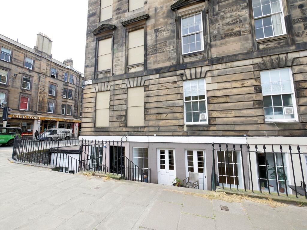 1 bed 1st Floor Flat for rent in Edinburgh. From Dove Davies & Partners - Edinburgh 1 bed 1st Floor Flat for rent in Edinburgh. From Dove Davies & Partners - Edinburgh