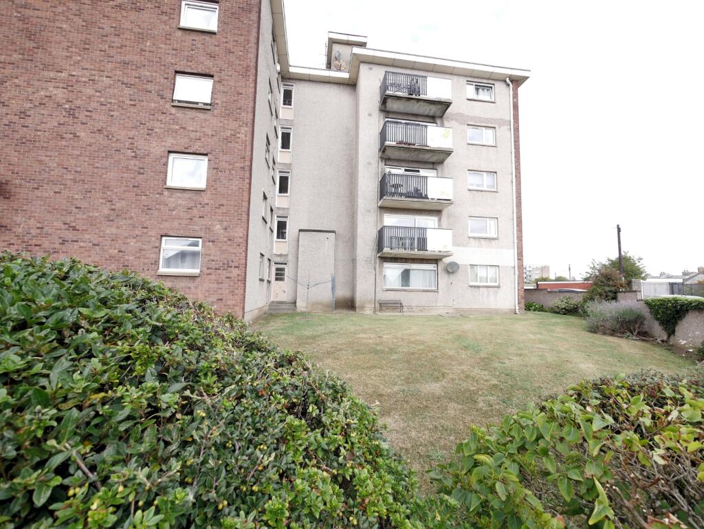 2 bed 1st Floor Flat for rent in Edinburgh. From Dove Davies & Partners - Edinburgh