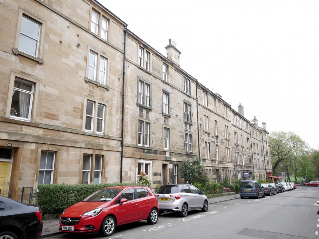 2 bed 1st Floor Flat for rent in Edinburgh. From Dove Davies & Partners - Edinburgh