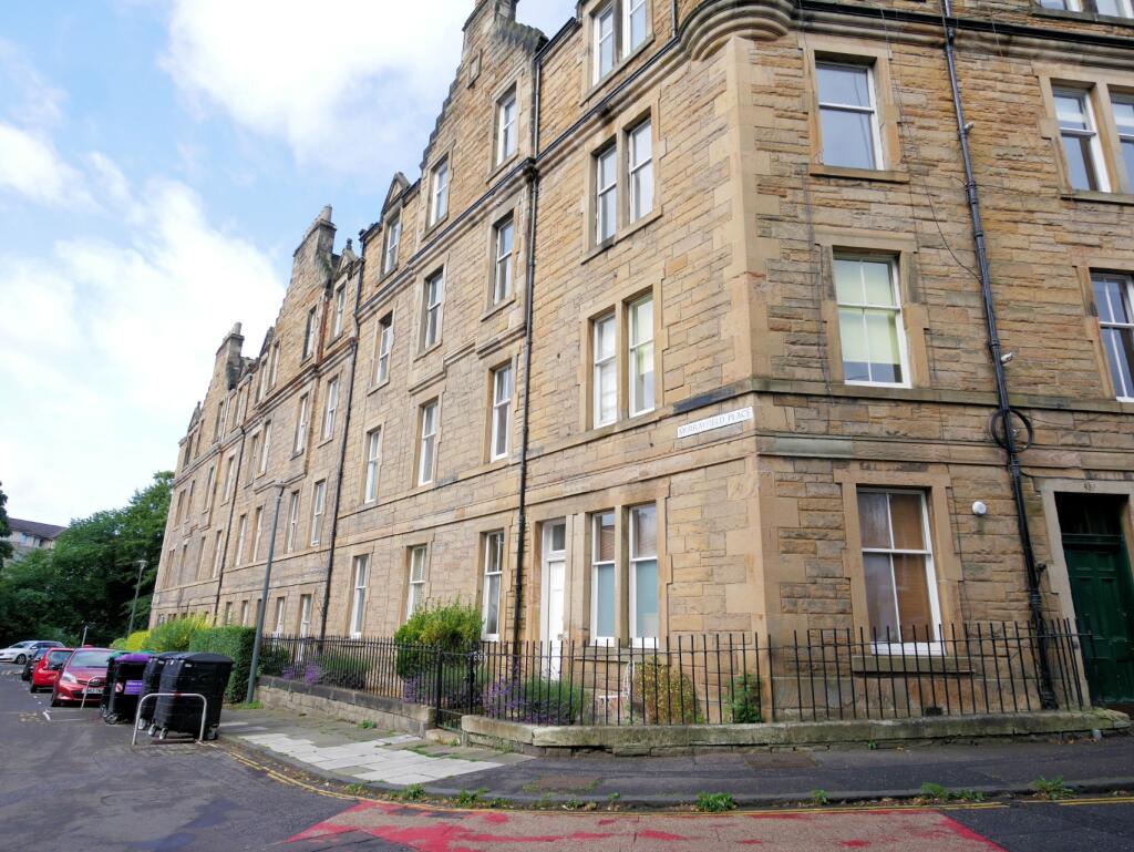 1 bed 1st Floor Flat for rent in Hermiston. From Dove Davies & Partners - Edinburgh 1 bed 1st Floor Flat for rent in Hermiston. From Dove Davies & Partners - Edinburgh
