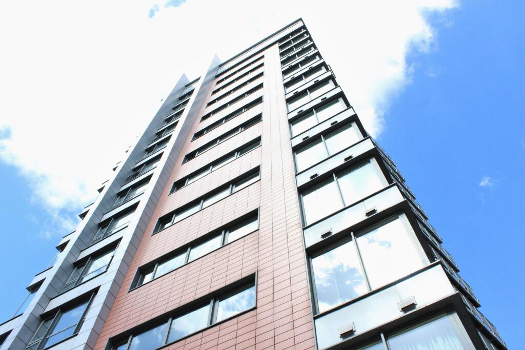 2 bed Apartment for rent in Ilford. From Friend & Farrelly Ltd. 2 bed Apartment for rent in Ilford. From Friend & Farrelly Ltd.