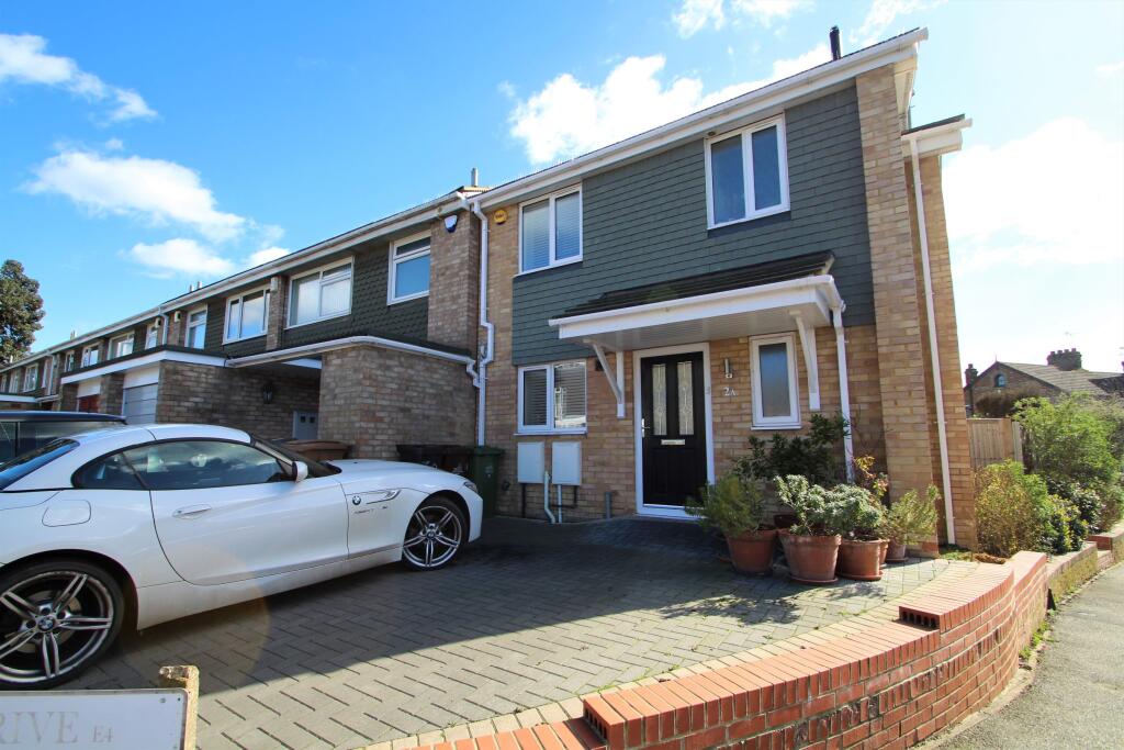 3 bed End of Terrace for rent in London. From Friend & Farrelly Ltd. 3 bed End of Terrace for rent in London. From Friend & Farrelly Ltd.
