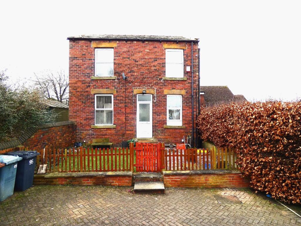 2 bed Detached for rent in Drighlington. From Drighlington Properties - Drighlington