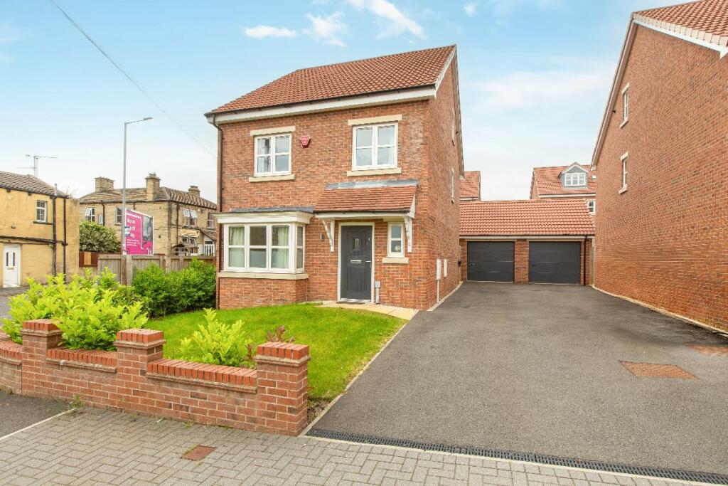 5 bed Detached for rent in Drighlington. From Drighlington Properties - Drighlington