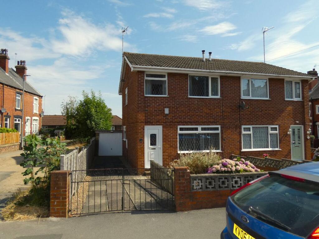 3 bed Semi Detached for rent in Morley. From Drighlington Properties - Drighlington 3 bed Semi Detached for rent in Morley. From Drighlington Properties - Drighlington