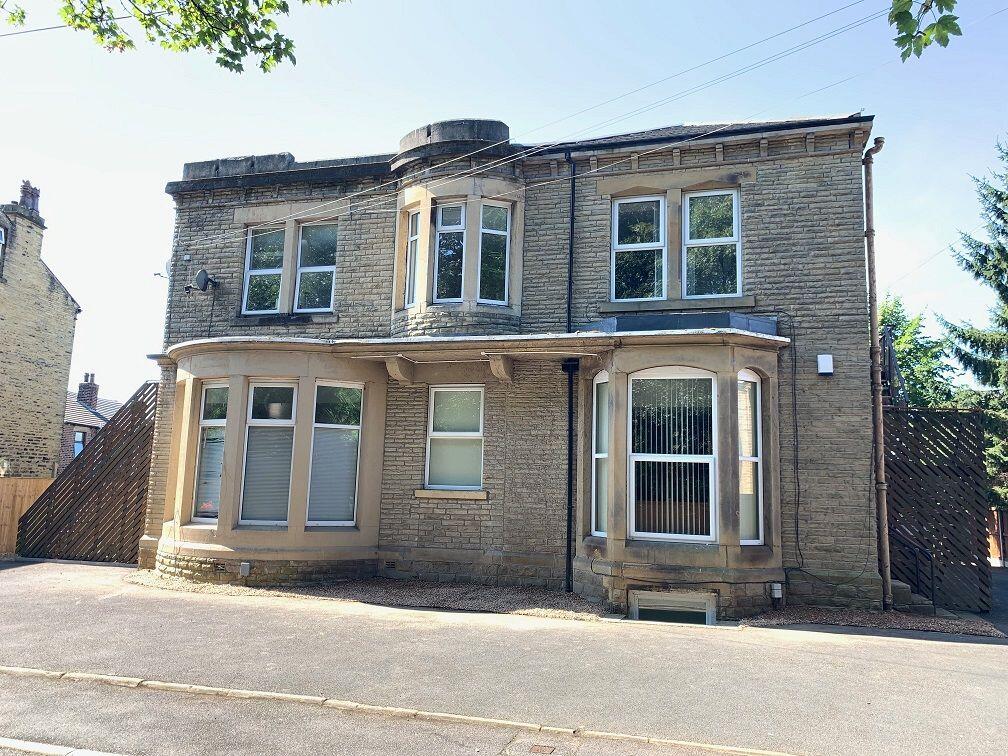 1 bed 1st Floor Flat for rent in Heckmondwike. From Drighlington Properties - Drighlington
