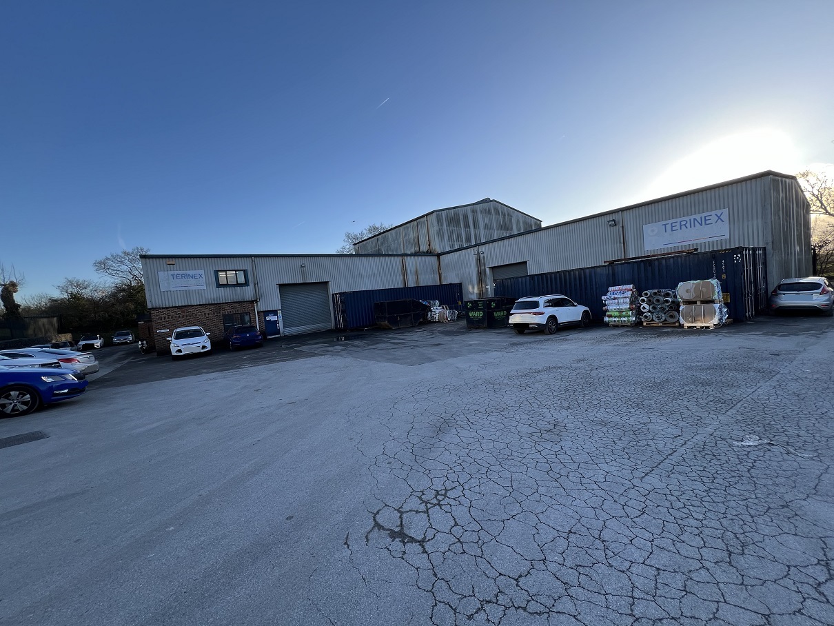 Distribution Warehouse for rent in Ripley. From Gadsby Nichols - Derby