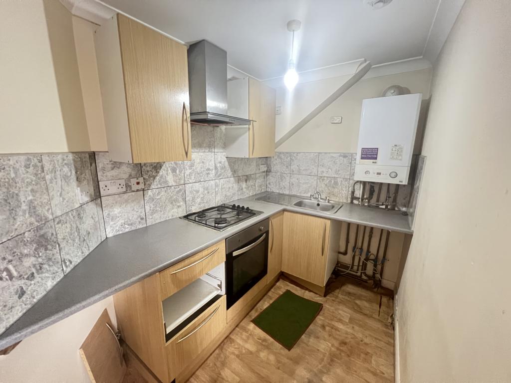 1 bed 1st Floor Flat for rent in Southall. From Galaxy Real Estate