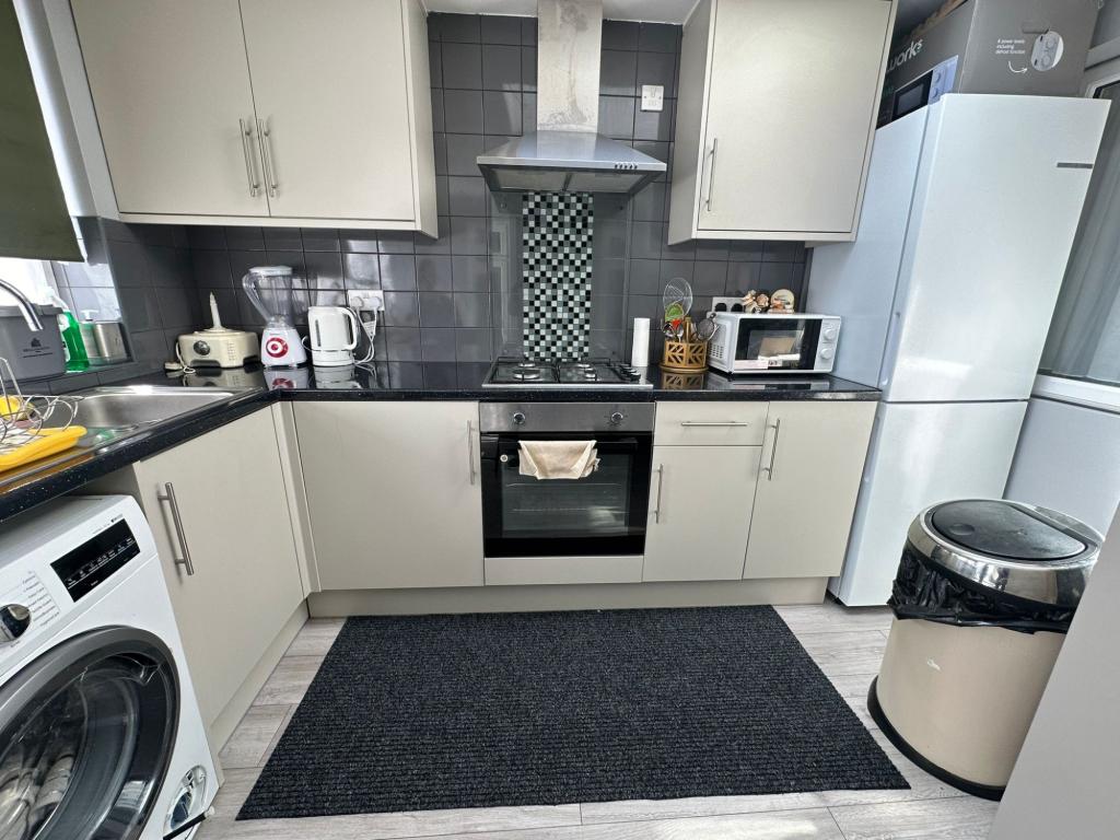 0 bed Studio for rent in Hayes. From Galaxy Real Estate