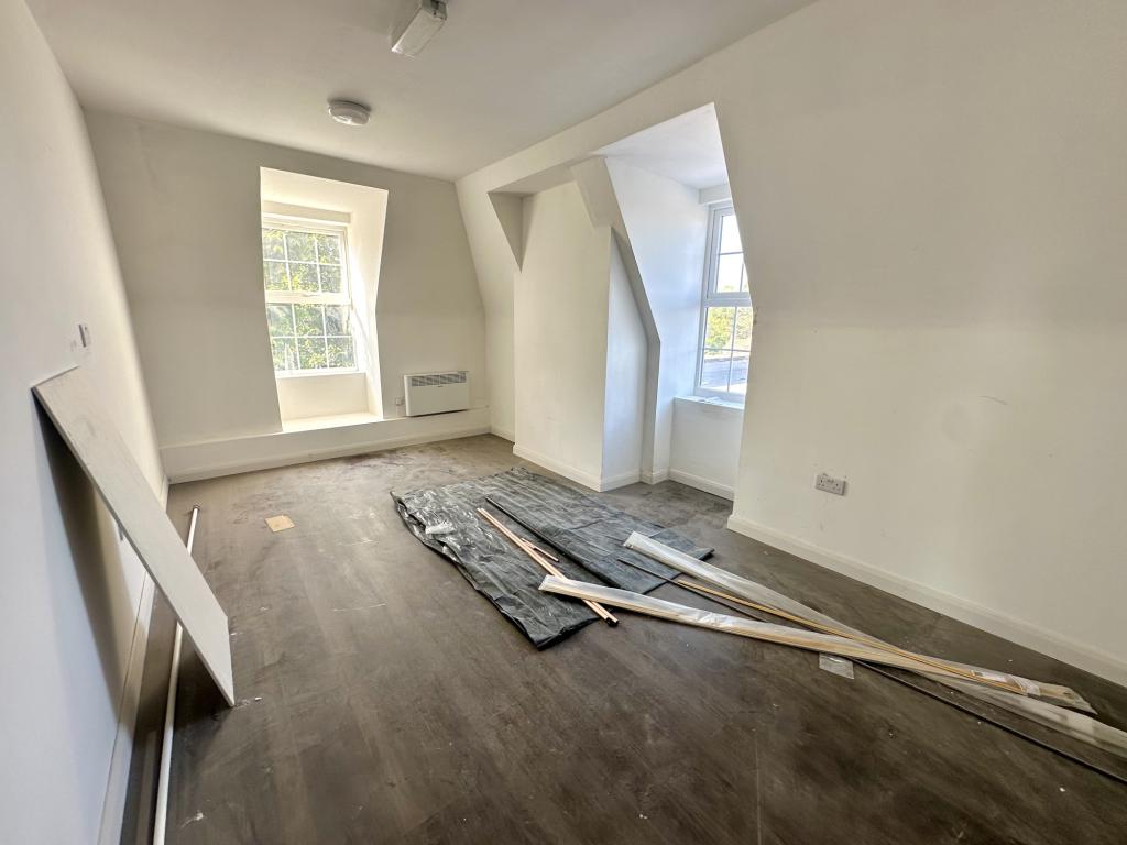 2 bed 1st Floor Flat for rent in Ruislip. From Galaxy Real Estate