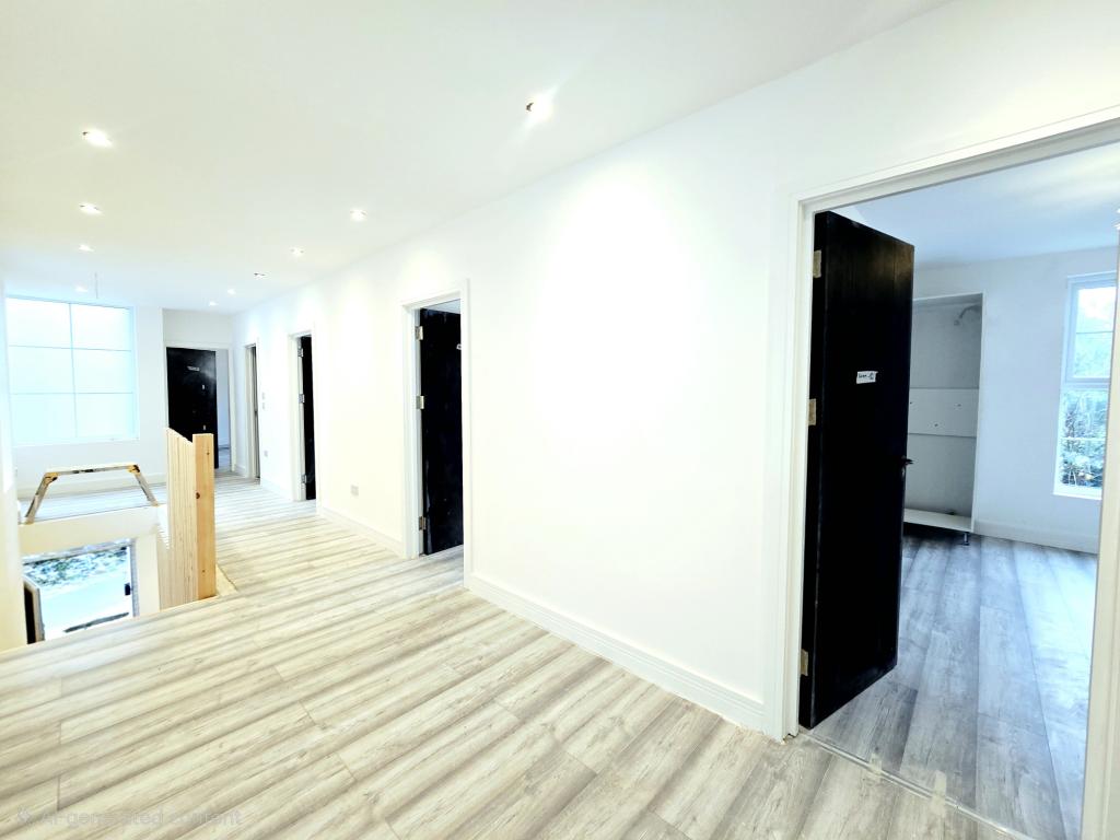 6 bed Detached for rent in Gerrards Cross. From Galaxy Real Estate