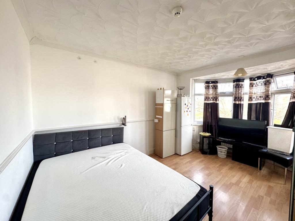 3 bed Annexe for rent in Hayes. From Galaxy Real Estate 3 bed Annexe for rent in Hayes. From Galaxy Real Estate