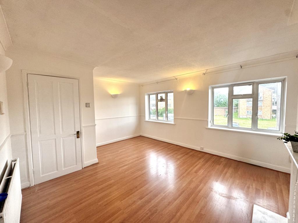 2 bed Annexe for rent in Uxbridge. From Galaxy Real Estate