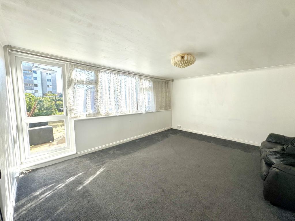 3 bed Annexe for rent in Southall. From Galaxy Real Estate