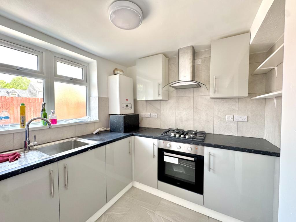 3 bed Mid Terraced House for rent in Hayes. From Galaxy Real Estate 3 bed Mid Terraced House for rent in Hayes. From Galaxy Real Estate