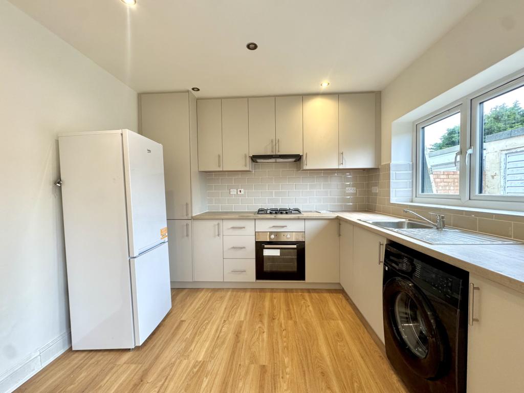4 bed Semi Detached for rent in Hayes. From Galaxy Real Estate