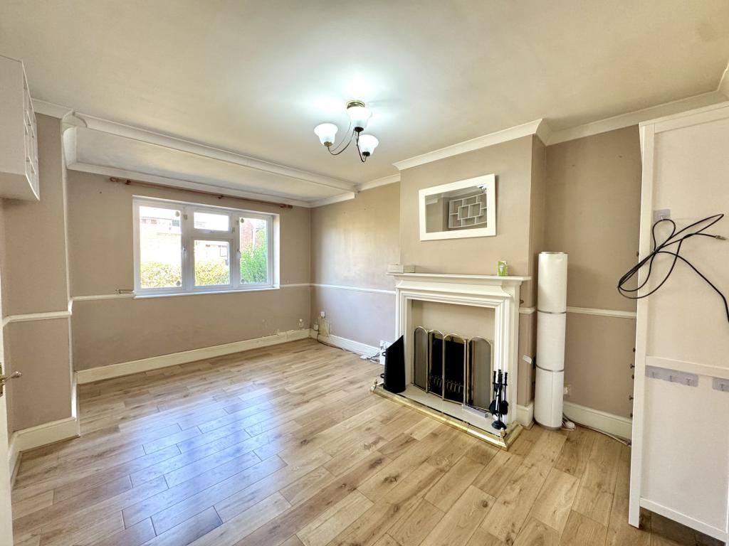 3 bed Mid Terraced House for rent in Hayes. From Galaxy Real Estate 3 bed Mid Terraced House for rent in Hayes. From Galaxy Real Estate