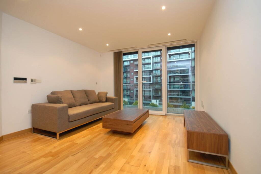 2 bed Apartment for rent in Battersea. From Garton Jones - London