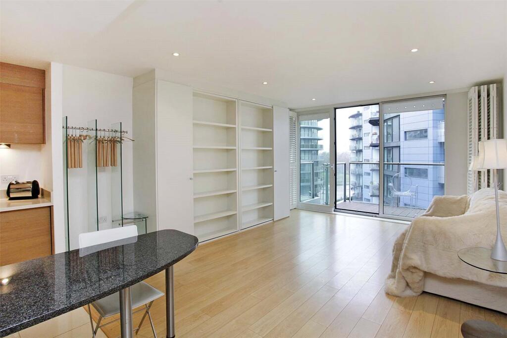 4 bed Apartment for rent in London. From Garton Jones - London