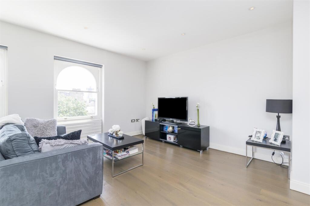 1 bed Apartment for rent in Chelsea. From Garton Jones - Chelsea & Belgravia