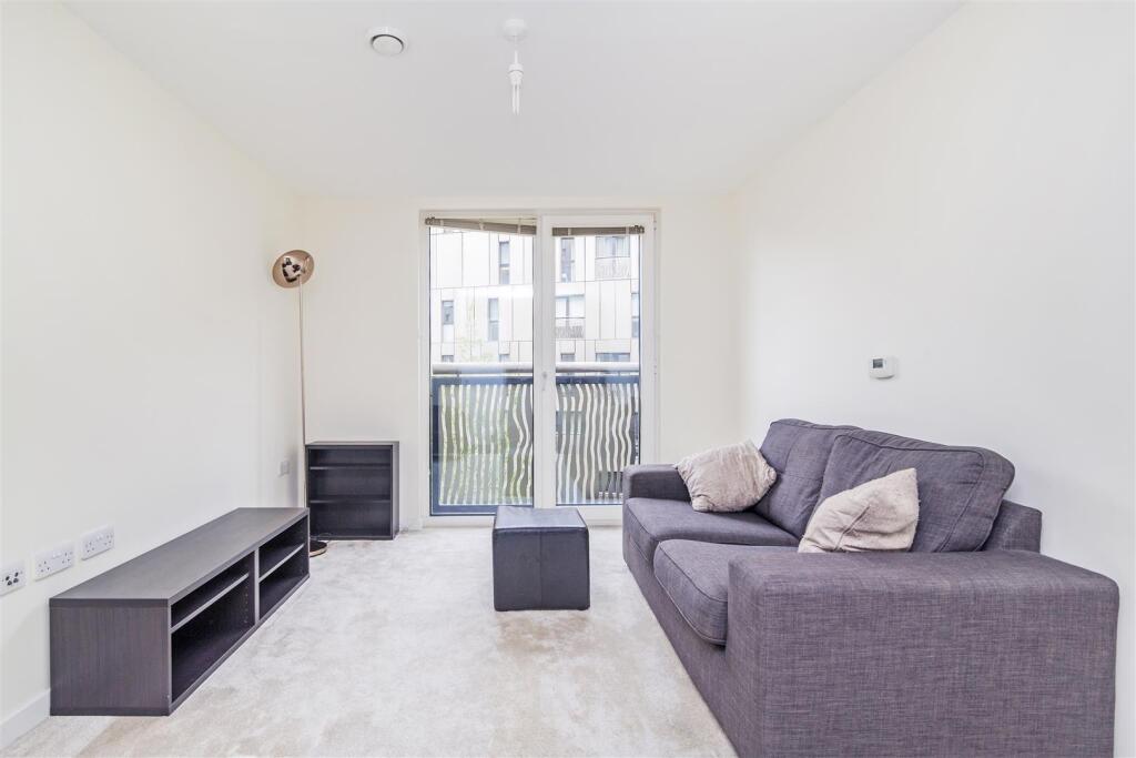 1 bed Apartment for rent in London. From Garton Jones - Chelsea & Belgravia