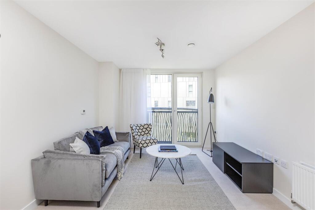 1 bed Apartment for rent in Chelsea. From Garton Jones - Chelsea & Belgravia