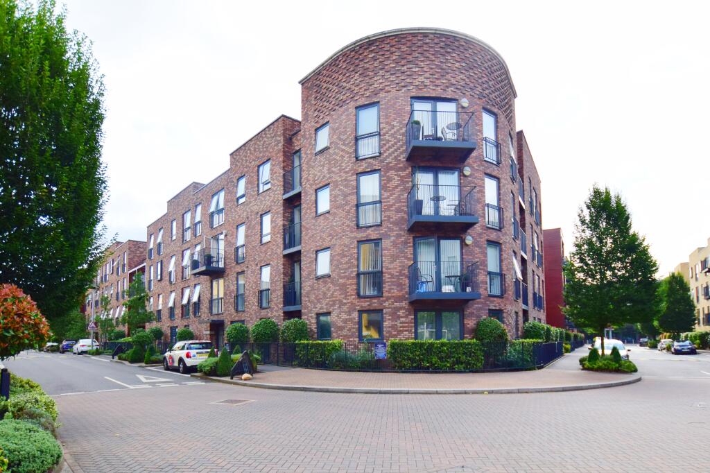 1 bed Apartment for rent in Stanmore. From Gibbs Gillespie - Stanmore Sales
