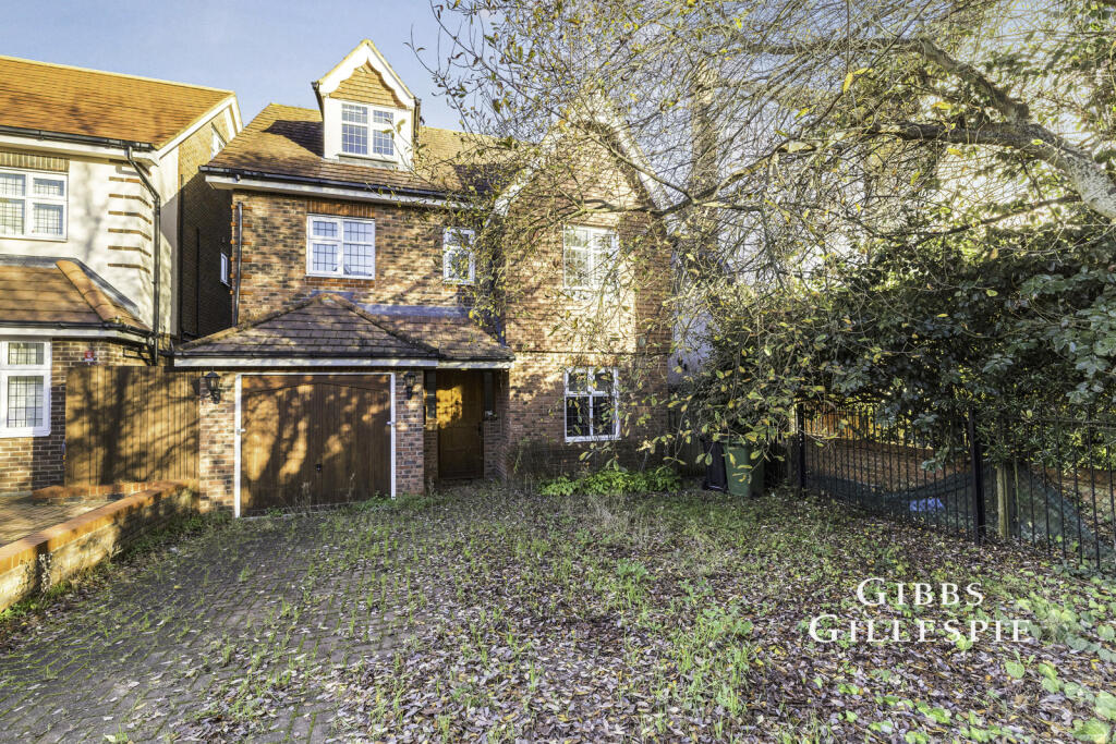 5 bed Detached for rent in Stanmore. From Gibbs Gillespie - Stanmore Sales