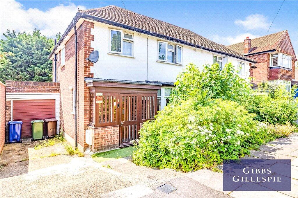 3 bed Detached for rent in Stanmore. From Gibbs Gillespie - Stanmore Sales 3 bed Detached for rent in Stanmore. From Gibbs Gillespie - Stanmore Sales