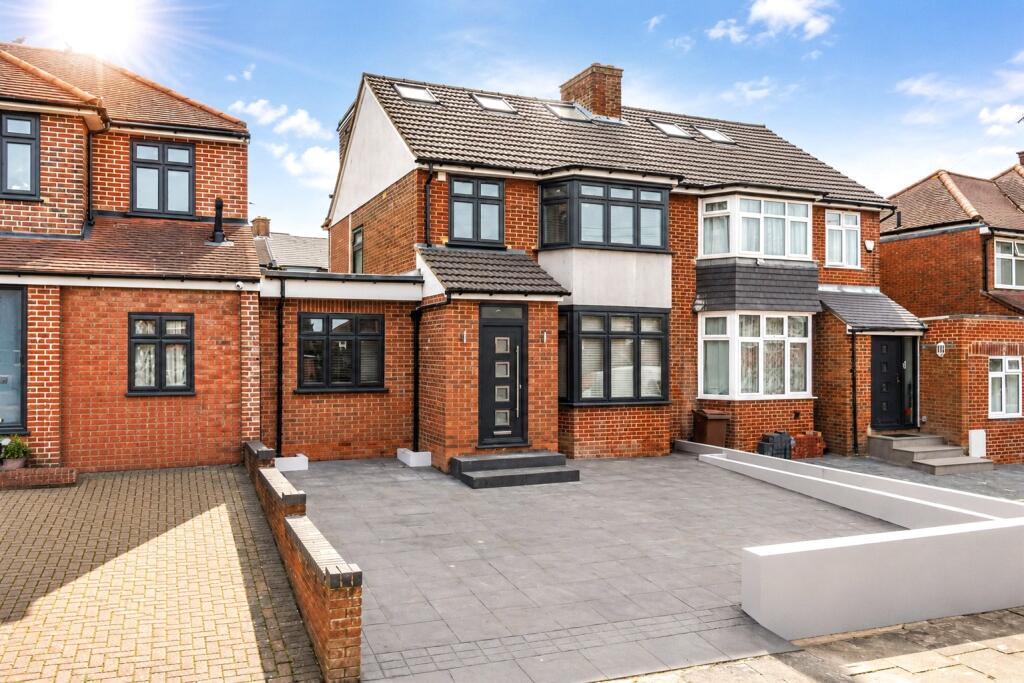 4 bed Semi Detached for rent in Stanmore. From Gibbs Gillespie - Stanmore Sales