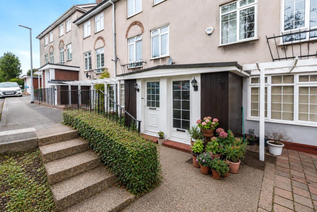 2 bed 1st Floor Flat for rent in Bushey. From Gibbs Gillespie - Stanmore Sales