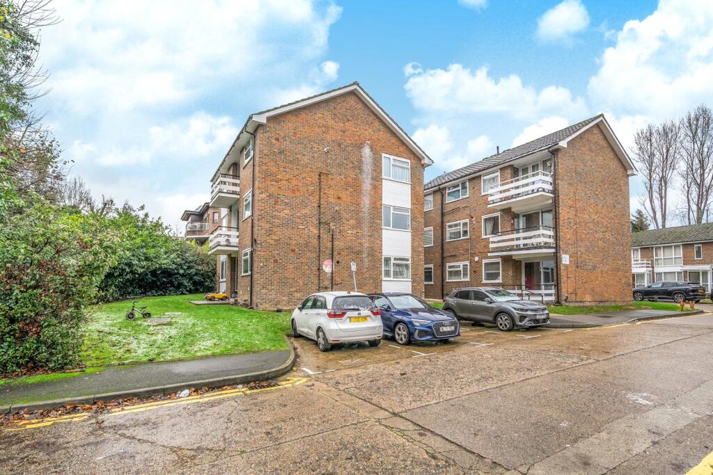 2 bed 1st Floor Flat for rent in Stanmore. From Gibbs Gillespie - Stanmore Sales 2 bed 1st Floor Flat for rent in Stanmore. From Gibbs Gillespie - Stanmore Sales