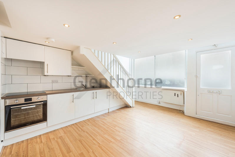 1 bed House (unspecified) for rent in London. From Glenthorne Properties Ltd - London