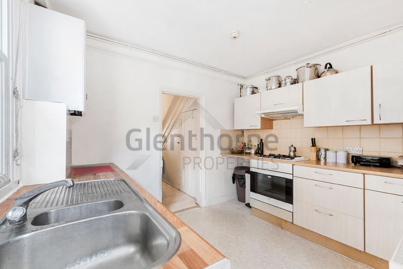 2 bed House (unspecified) for rent in London. From Glenthorne Properties Ltd - London