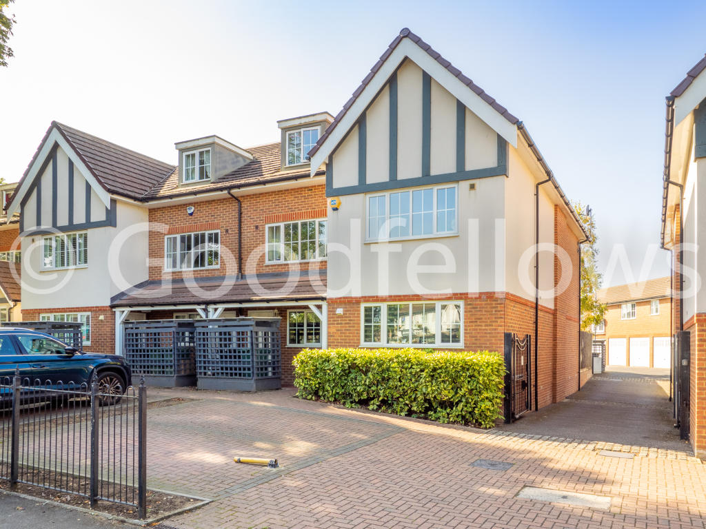 4 bed Semi-Detached House for rent in Worcester Park. From Goodfellows